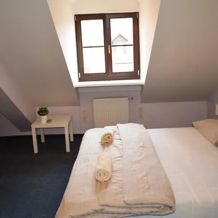 Apartment Manderla Bratislava *